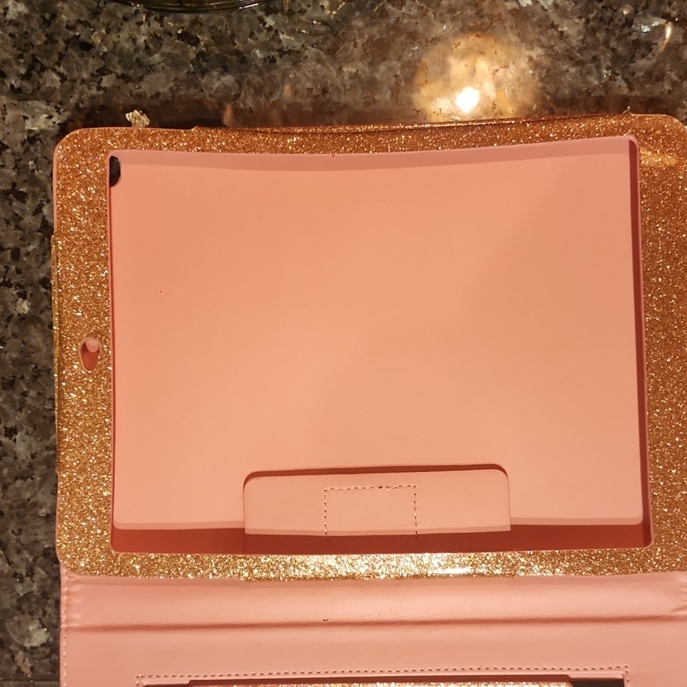 Tablet cover. - Picture 4 of 6